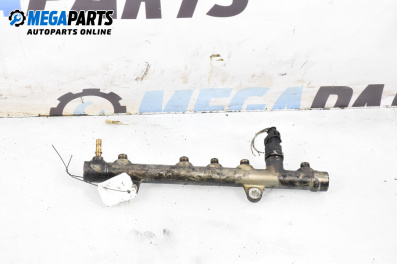 Fuel rail for Renault Laguna II Grandtour (03.2001 - 12.2007) 1.9 dCi (KG1V), 130 hp