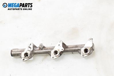 Fuel rail for Mercedes-Benz CLS-Class Sedan (C219) (10.2004 - 02.2011) CLS 350 (219.357), 292 hp