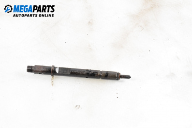 Diesel fuel injector for Volkswagen Passat IV Sedan B5.5 (10.2000 - 12.2005) 2.5 TDI 4motion, 180 hp