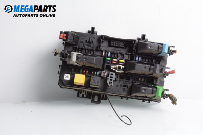 Fuse box for Opel Astra H Estate (08.2004 - 05.2014) 1.6, 105 hp