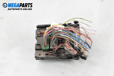 Fuse box for Peugeot 307 Hatchback (08.2000 - 12.2012) 1.4 HDi, 68 hp