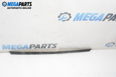Glass seal for Renault Laguna II Hatchback (03.2001 - 12.2007), 5 doors, hatchback, position: front - right