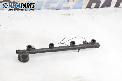 Rampă combustibil for Renault Laguna II Hatchback (03.2001 - 12.2007) 2.0 16V (BG00, BG0K, BG0P, BG0W), 135 hp