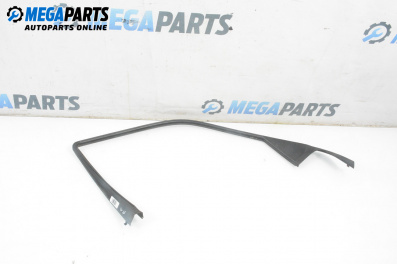 Material profilat interior for Mercedes-Benz C-Class Sedan (W202) (03.1993 - 05.2000), 5 uși, sedan