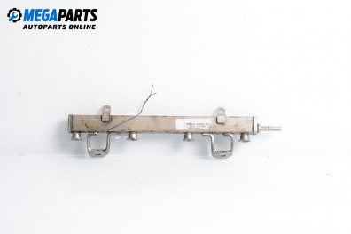 Fuel rail for Mazda 5 Minivan I (02.2005 - 12.2010) 1.8, 116 hp, № 6M8G-9D280-AA