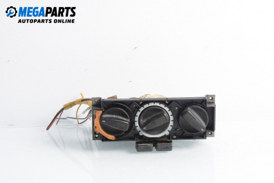 Panel heating for Volkswagen Polo Hatchback II (10.1994 - 10.1999)