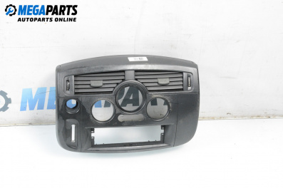 Central console for Renault Scenic II Minivan (06.2003 - 07.2010)