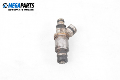 Duza benzină for Mitsubishi Pajero II SUV (12.1990 - 10.1999) 3.0 V6 4WD (V23W, V43W, V23C), 150 hp