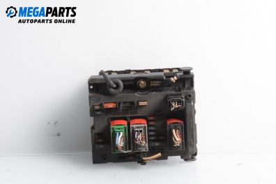 Sicherungskasten for Peugeot 307 Hatchback (08.2000 - 12.2012) 2.0 HDi 90, 90 hp