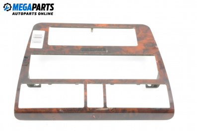 Consola centrală for Audi A4 Sedan B5 (11.1994 - 09.2001)