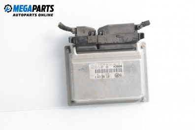 ECU for Volkswagen Passat III Sedan B5 (08.1996 - 12.2001) 2.3 VR5, 150 hp, №  071906018P