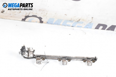 Fuel rail for Volkswagen Passat III Sedan B5 (08.1996 - 12.2001) 2.3 VR5, 150 hp