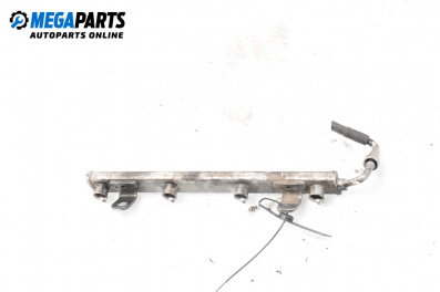 Fuel rail for Nissan Qashqai I SUV (12.2006 - 04.2014) 2.0 4x4, 141 hp