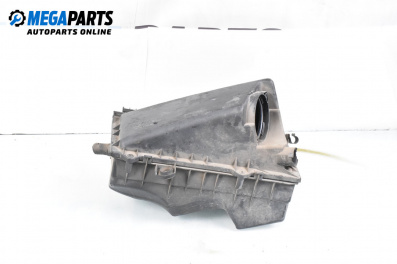 Carcasă filtru de aer for Volkswagen Golf IV Hatchback (08.1997 - 06.2005) 2.3 V5