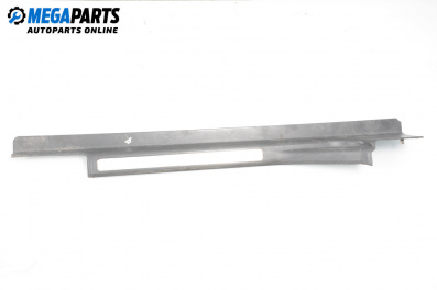Innenschwelle for Mercedes-Benz C-Class Estate (S203) (03.2001 - 08.2007), 5 türen, combi, position: rechts, vorderseite