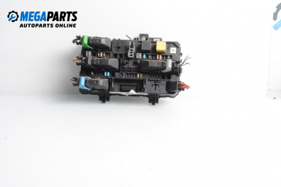 Fuse box for Opel Astra H Hatchback (01.2004 - 05.2014) 1.4, 90 hp