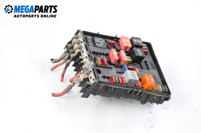 Fuse box for Volkswagen Touran Minivan I (02.2003 - 05.2010) 2.0 TDI, 136 hp