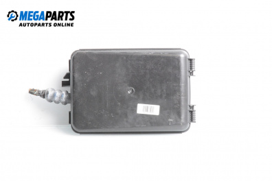 Fuse box for Volkswagen Passat IV Variant B5.5 (09.2000 - 08.2005) 1.9 TDI, 130 hp