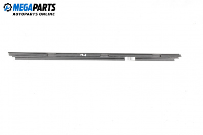 Fensterheber führungselement for Volkswagen Passat IV Variant B5.5 (09.2000 - 08.2005), 5 türen, combi, position: links, vorderseite