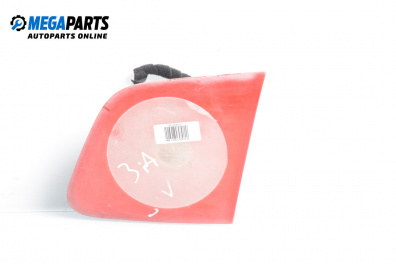 Innere bremsleuchte for Volkswagen Phaeton Sedan (04.2002 - 03.2016), sedan, position: rechts