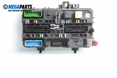 Fuse box for Opel Zafira B Minivan (07.2005 - 14.2015) 2.2, 150 hp