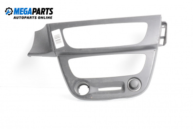 Central console for Renault Megane III Hatchback (11.2008 - 12.2015)