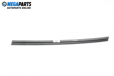 Glass seal for Renault Megane III Hatchback (11.2008 - 12.2015), 5 doors, hatchback, position: front - right