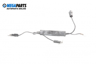 Antenna booster for Mercedes-Benz C-Class Coupe (CL203) (03.2001 - 06.2007)