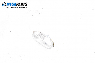 Semnalizator for Volkswagen Passat IV Variant B5.5 (09.2000 - 08.2005), combi, position: dreapta