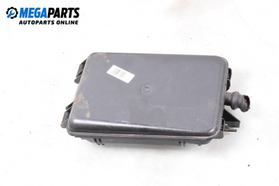Fuse box for Volkswagen Passat IV Variant B5.5 (09.2000 - 08.2005) 1.9 TDI, 130 hp