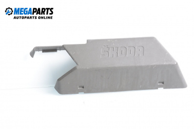 Capac de plastic for Skoda Favorit Pick Up (06.1992 - 06.1997), 3 uși, pickup
