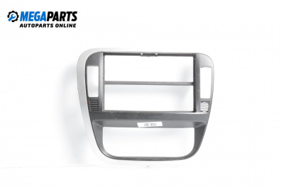 Central console for Citroen C3 Hatchback I (02.2002 - 11.2009)