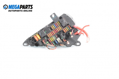 Sicherungskasten for BMW 5 Series E60 Touring E61 (06.2004 - 12.2010) 525 d, 177 hp