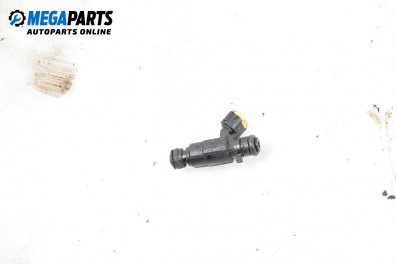 Duza benzină for Hyundai Matrix Minivan (06.2001 - 08.2010) 1.6, 103 hp