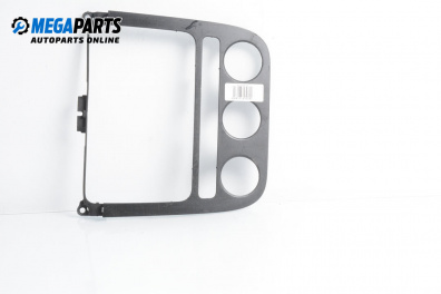 Consola centrală for Volkswagen Golf V Hatchback (10.2003 - 02.2009)