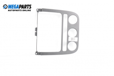 Central console for Volkswagen Golf V Hatchback (10.2003 - 02.2009)