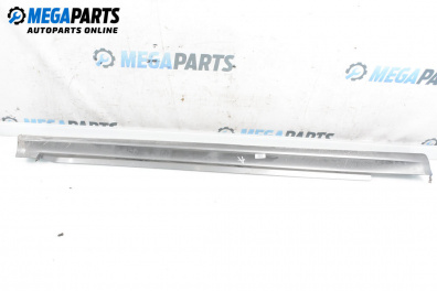 Prag exterior for Mercedes-Benz B-Class Hatchback I (03.2005 - 11.2011), 5 uși, hatchback, position: dreapta