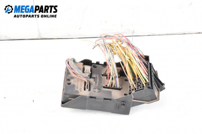 Fuse box for Renault Megane Scenic (10.1996 - 12.2001) 1.6 e (JA0F), 90 hp