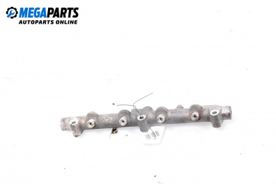 Rampă combustibil for Citroen C5 II Hatchback (08.2004 - 01.2008) 2.2 HDi (RC4HXE), 133 hp