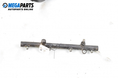 Fuel rail for Mercedes-Benz E-Class Sedan (W211) (03.2002 - 03.2009) E 400 CDI (211.028), 260 hp