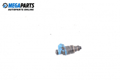 Duza benzină for Volvo S40 I Sedan (07.1995 - 06.2004) 1.8, 122 hp