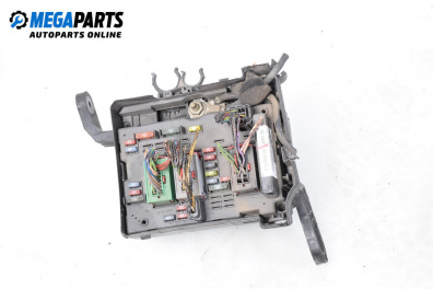 Fuse box for Peugeot 206 Hatchback (08.1998 - 12.2012) 1.4 HDi eco 70, 68 hp
