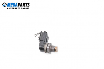 Senzor presiune combustibil for BMW 5 Series E60 Touring E61 (06.2004 - 12.2010)