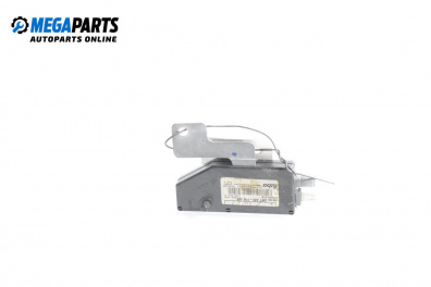 Antenna booster for Mercedes-Benz M-Class SUV (W163) (02.1998 - 06.2005)
