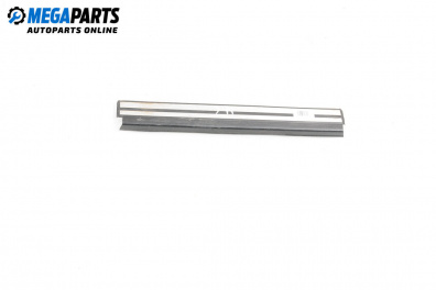 Interior plastic for Mercedes-Benz 124 Sedan (12.1984 - 06.1993), 5 doors, sedan, position: rear - right