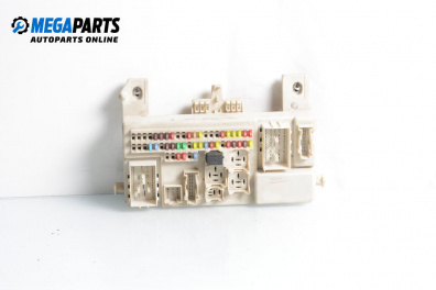 Fuse box for Mazda 3 Sedan I (09.1999 - 06.2009) 1.6, 105 hp