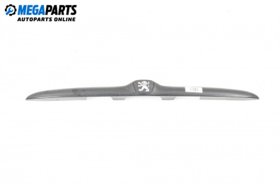 Boot lid moulding for Peugeot 206 Hatchback (08.1998 - 12.2012), hatchback, position: rear