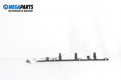 Benzin-einspritzleiste for Seat Ibiza II Hatchback (Facelift) (08.1999 - 02.2002) 1.6, 101 hp