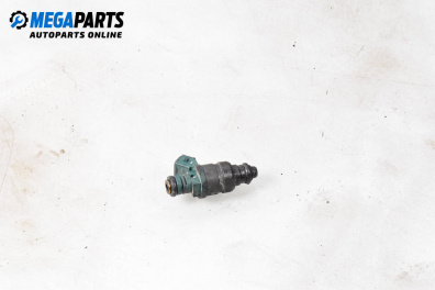 Duza benzină for Seat Ibiza II Hatchback (Facelift) (08.1999 - 02.2002) 1.6, 101 hp