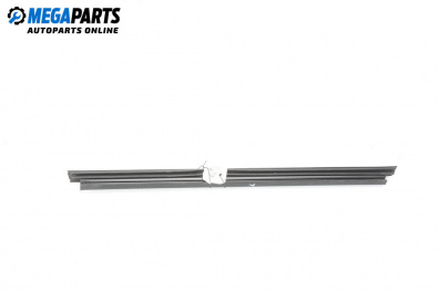 Scheibendichtung for Mercedes-Benz E-Class Sedan (W211) (03.2002 - 03.2009), 5 türen, sedan, position: links, vorderseite